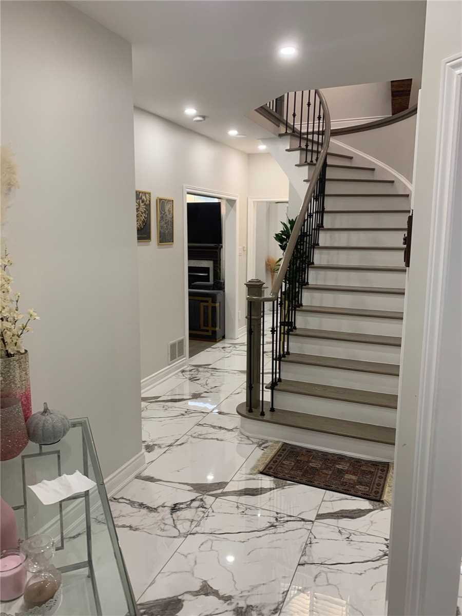 6993 Amour Terrace