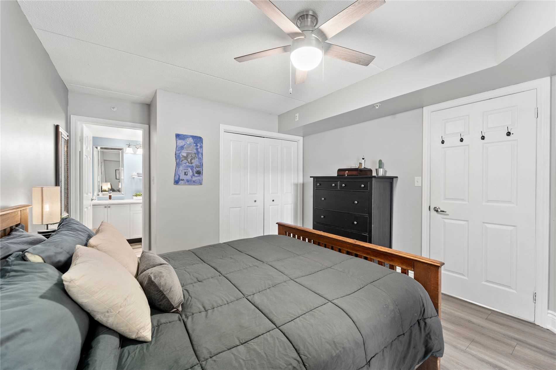 1491 Maple Avenue, #111