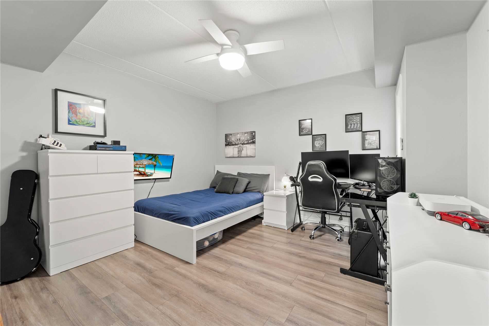 1491 Maple Avenue, #111