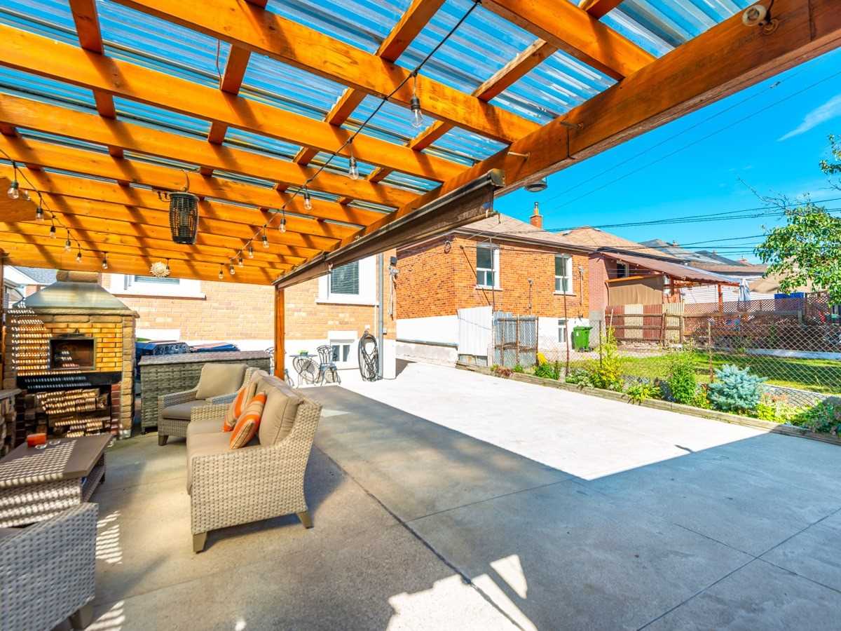 57 Lonborough Ave