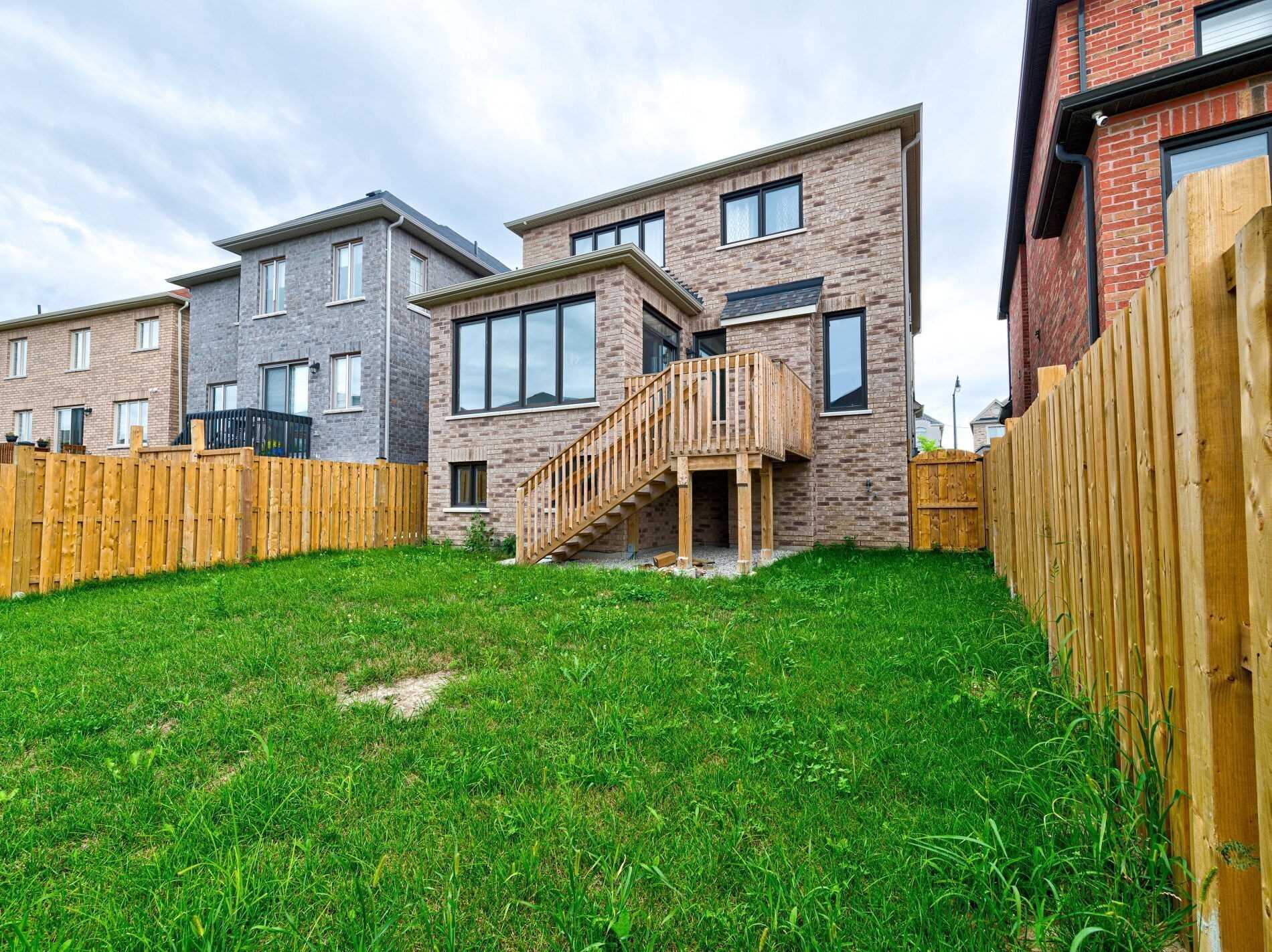 20 Dunley Crescent