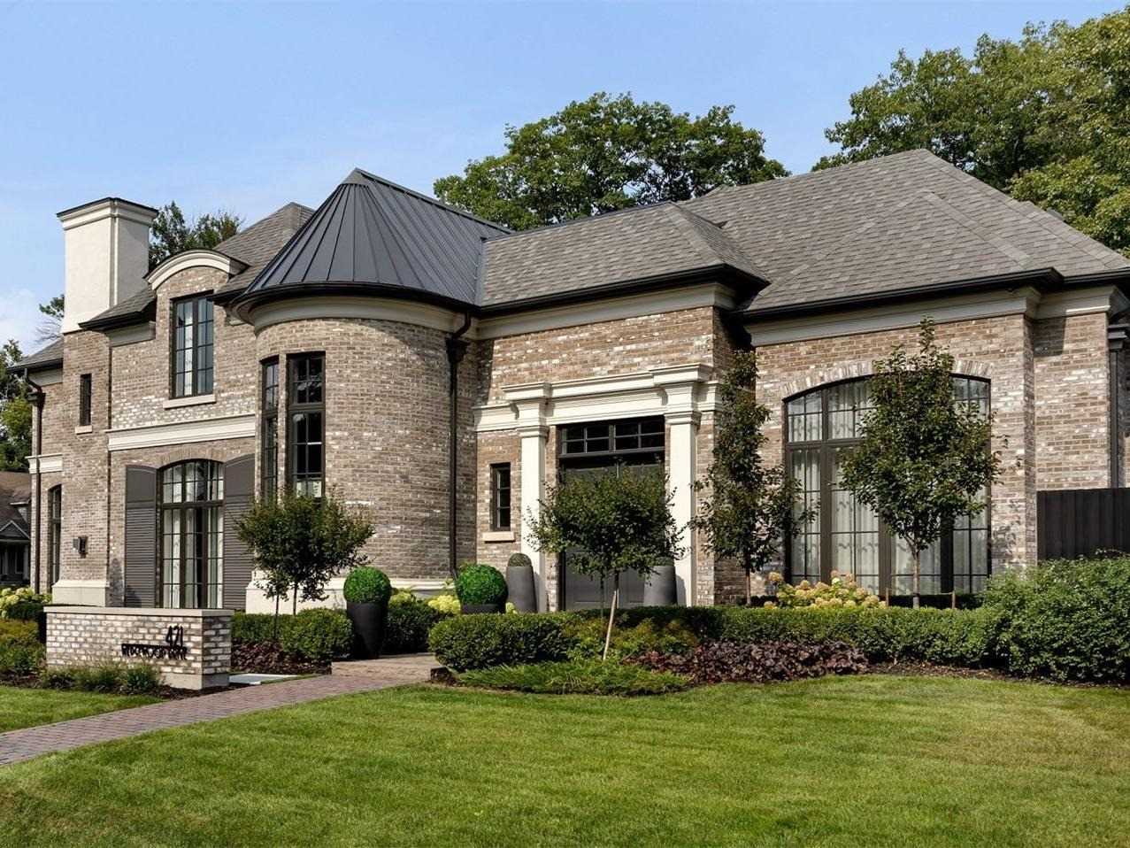 421 Wedgewood Drive