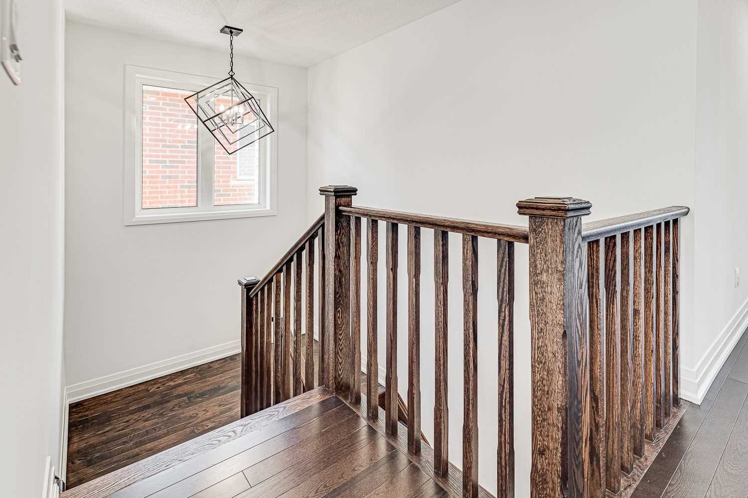 816 Sumac Crescent