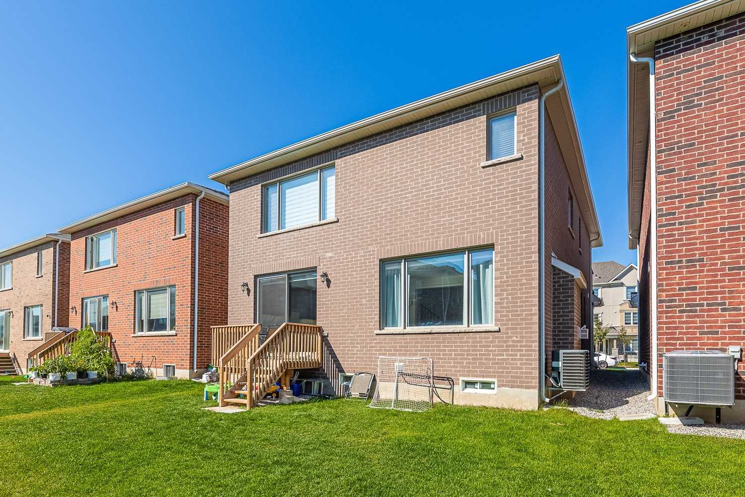 816 Sumac Crescent