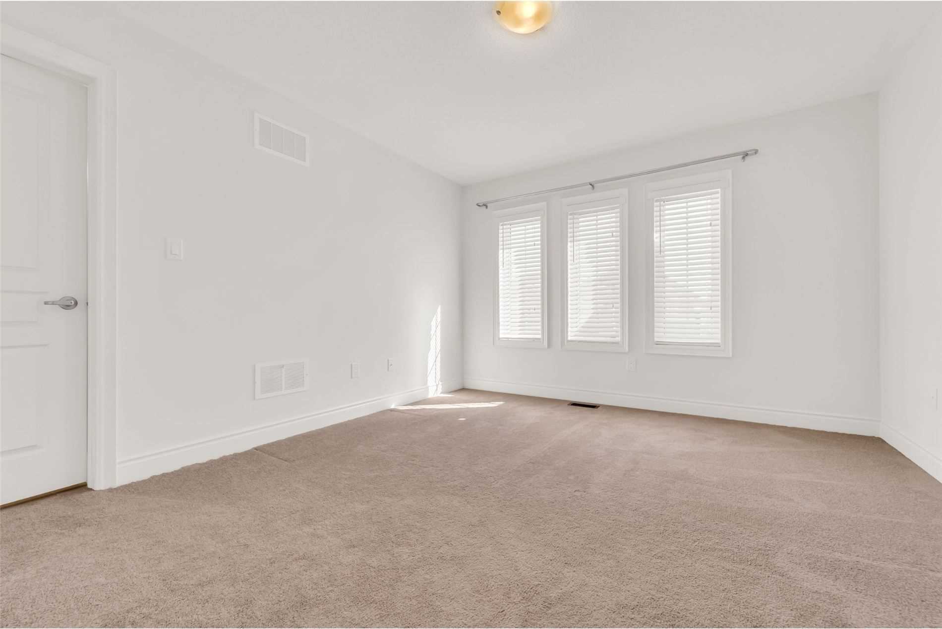 Listing W5788623 - Large Photo # 24