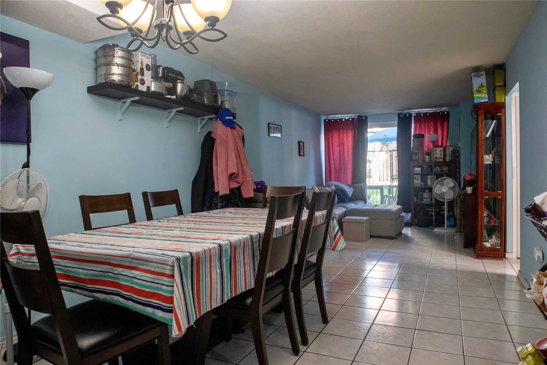 Listing W5788817 - Large Photo # 5