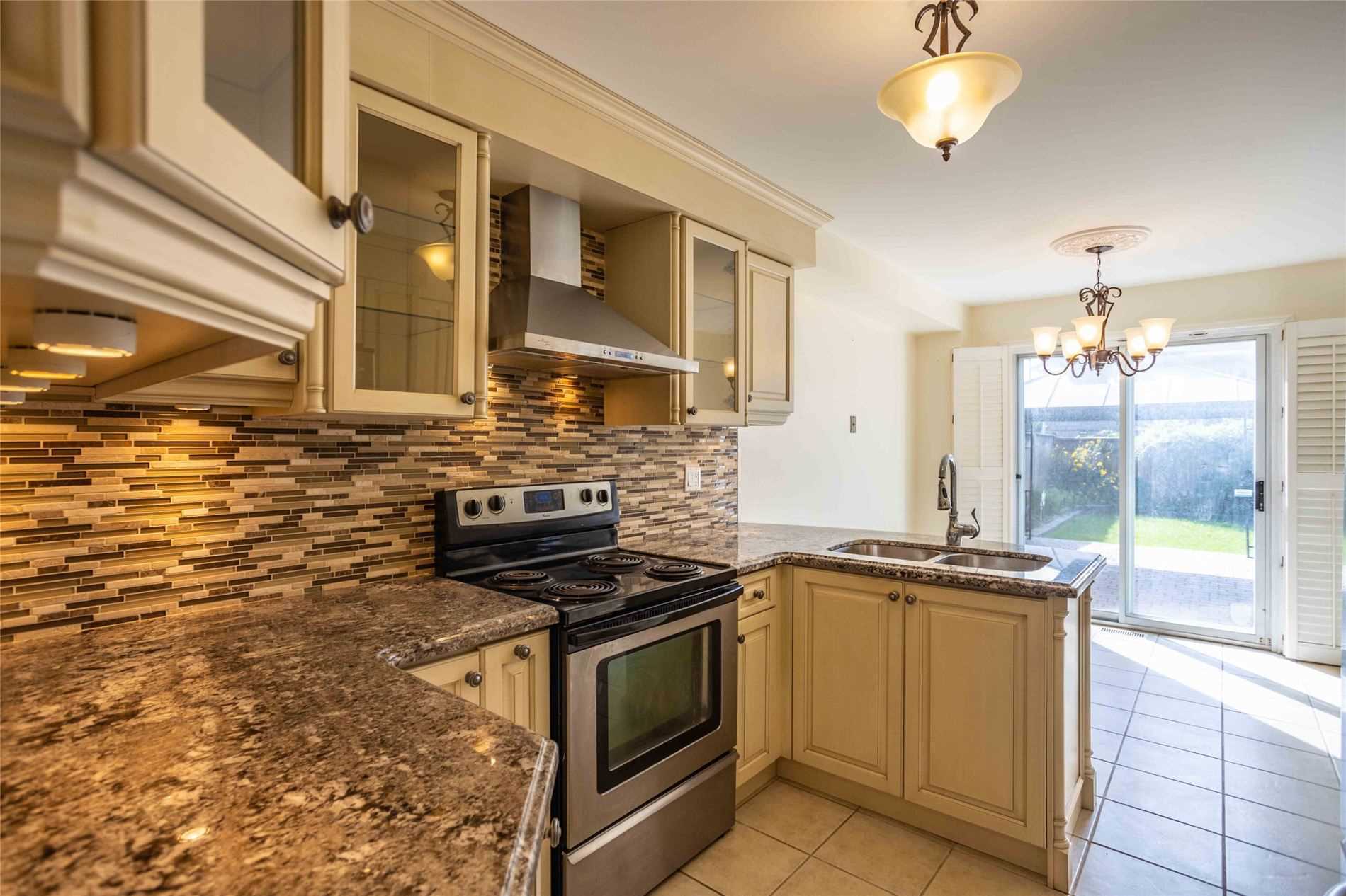 Listing W5788825 - Large Photo # 12