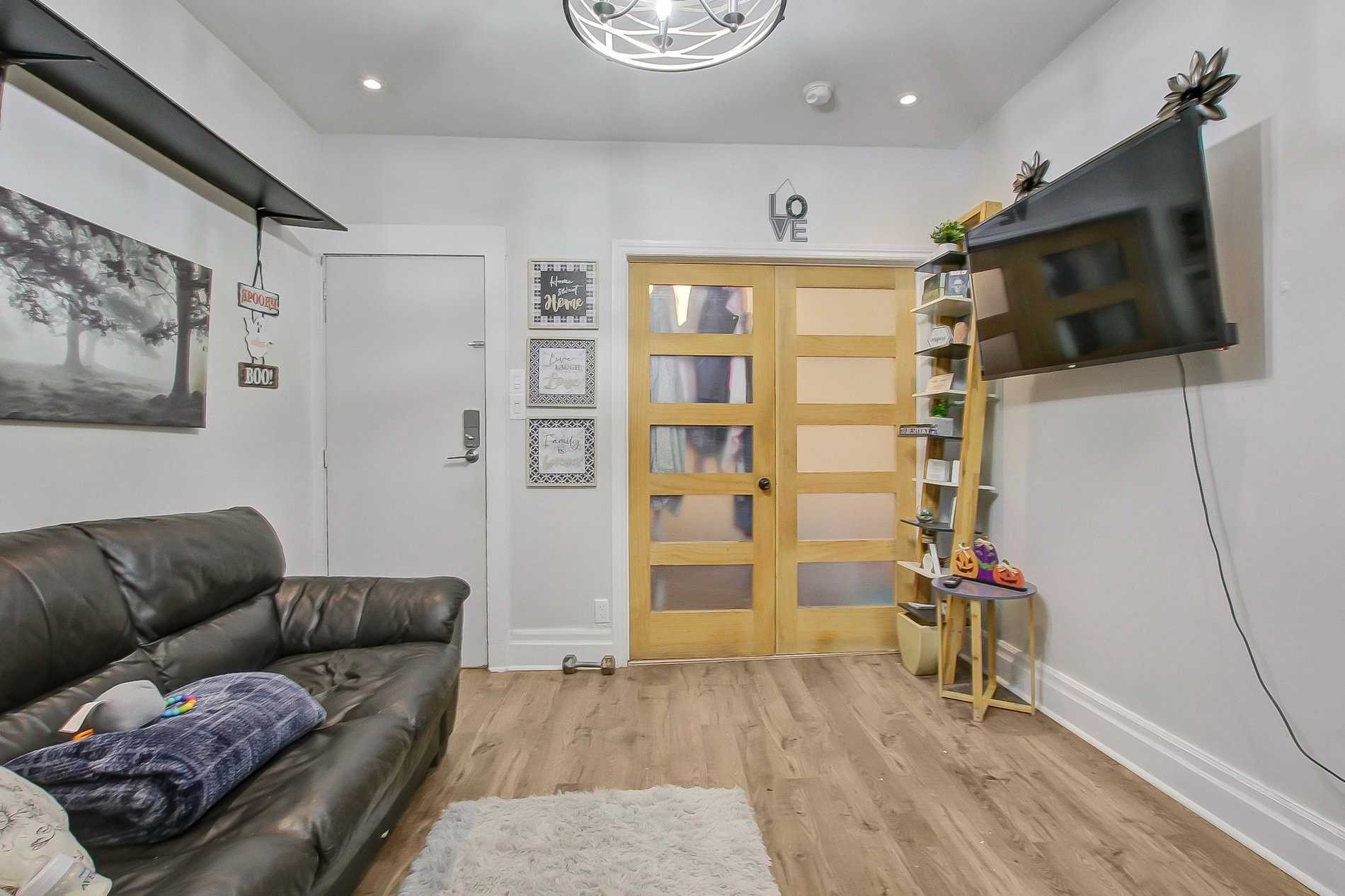 1259 Davenport Road