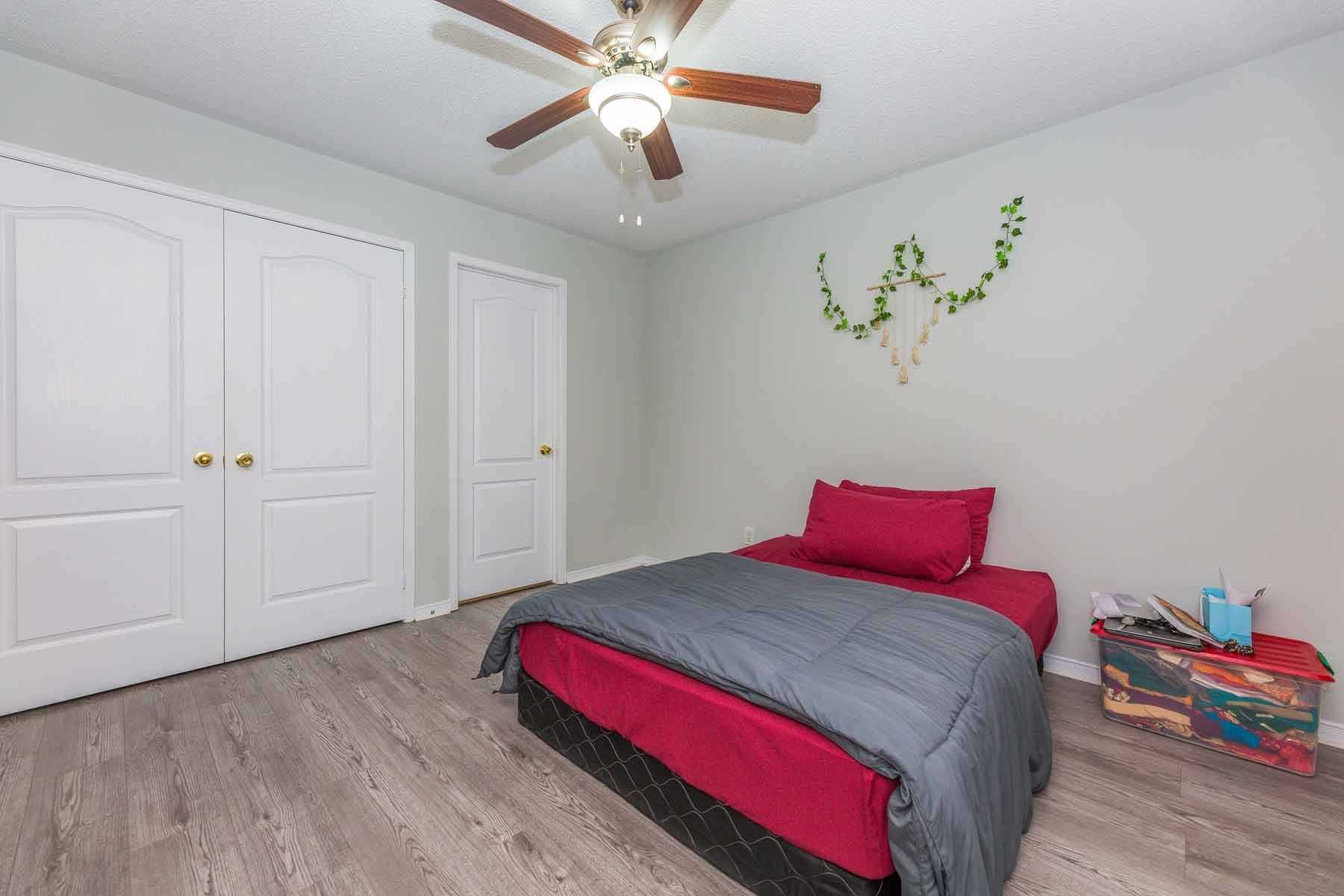 11 Grovewood Dr