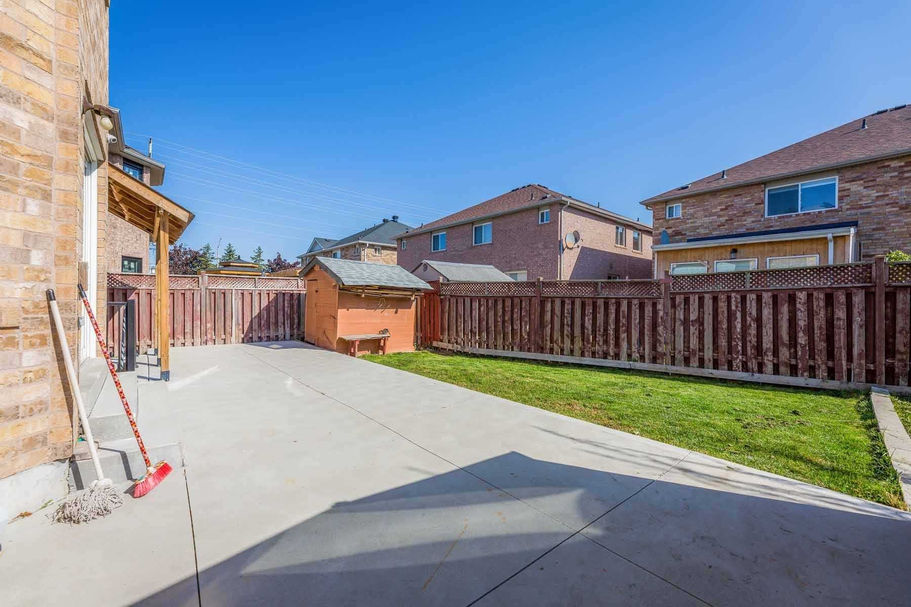 11 Grovewood Dr