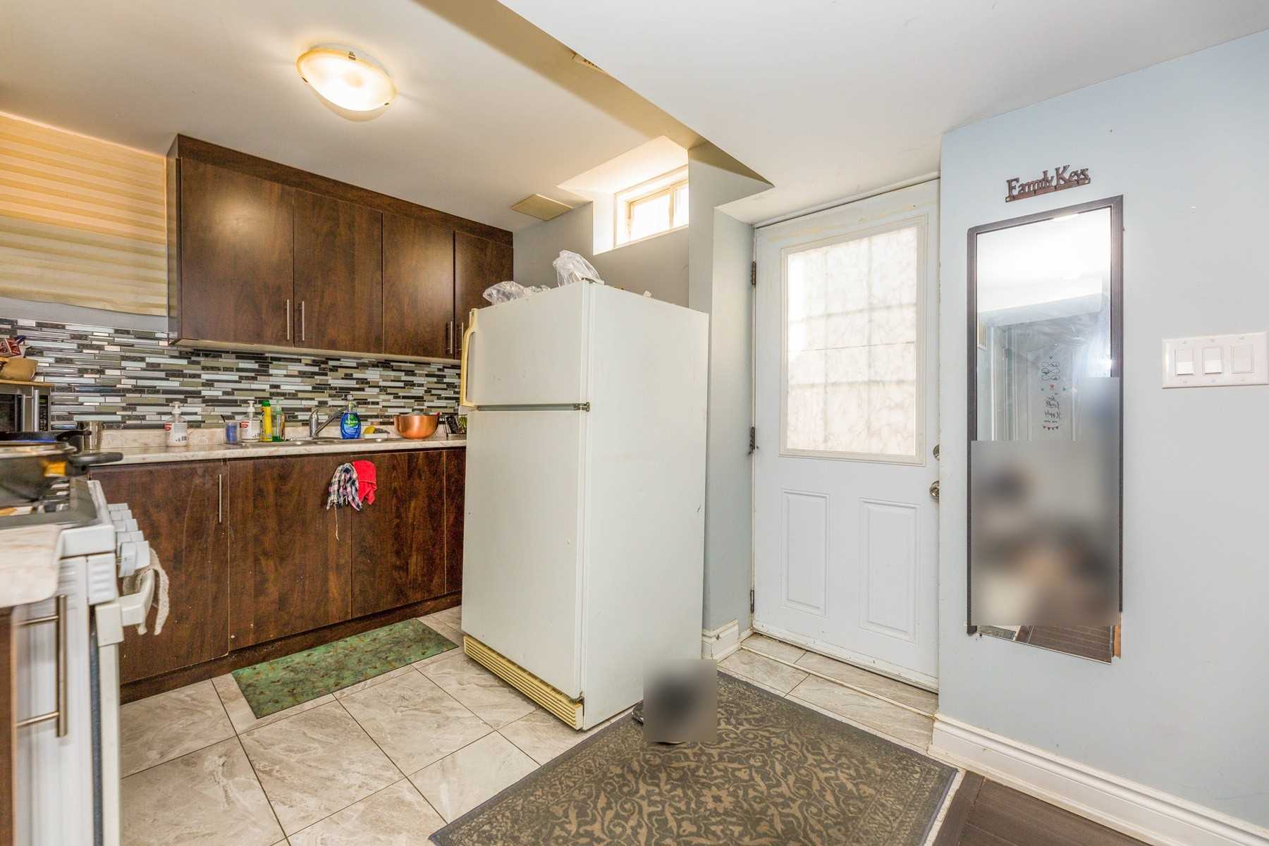 11 Grovewood Dr