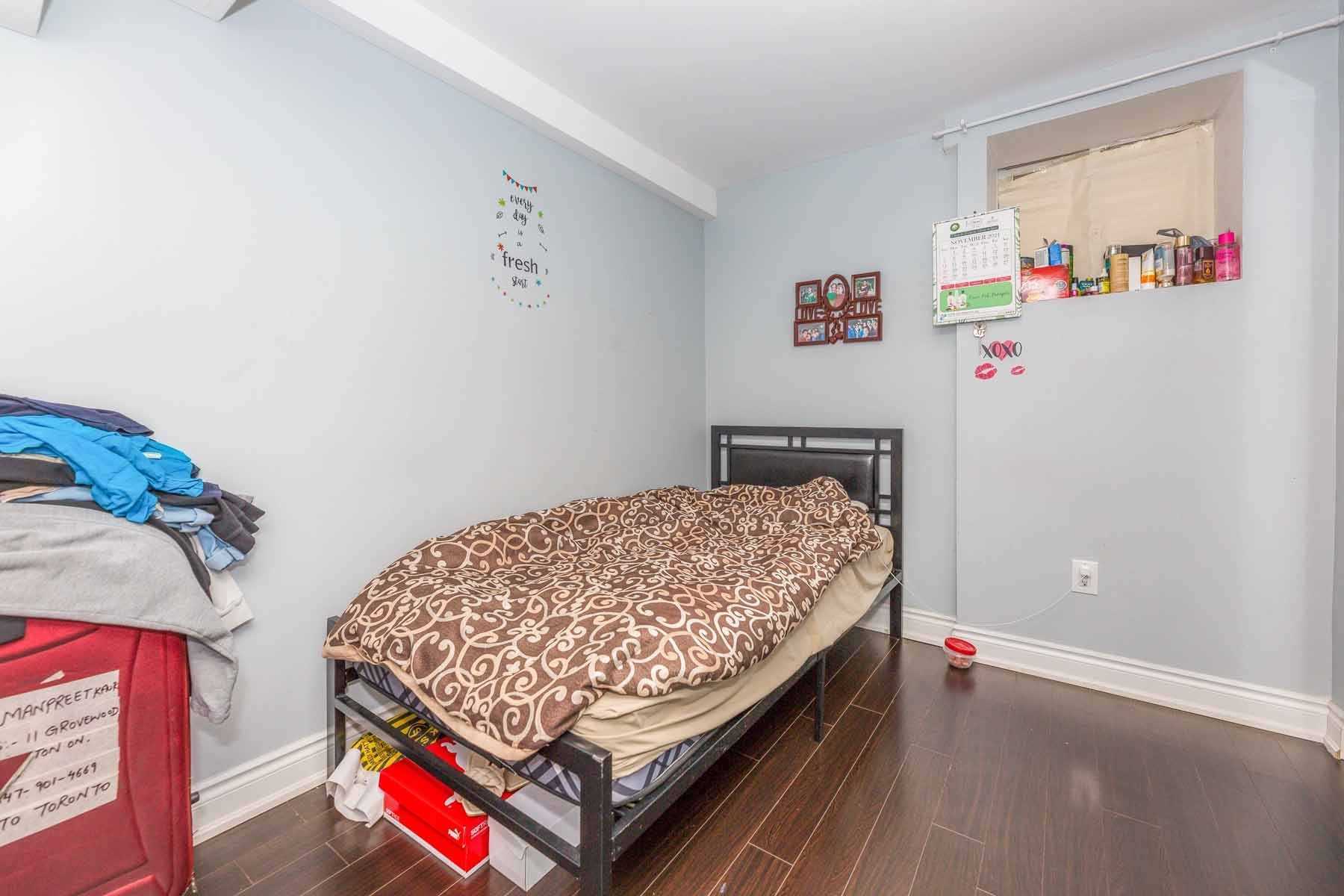 11 Grovewood Dr