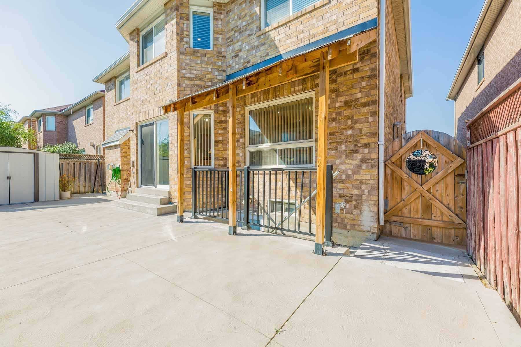 11 Grovewood Dr