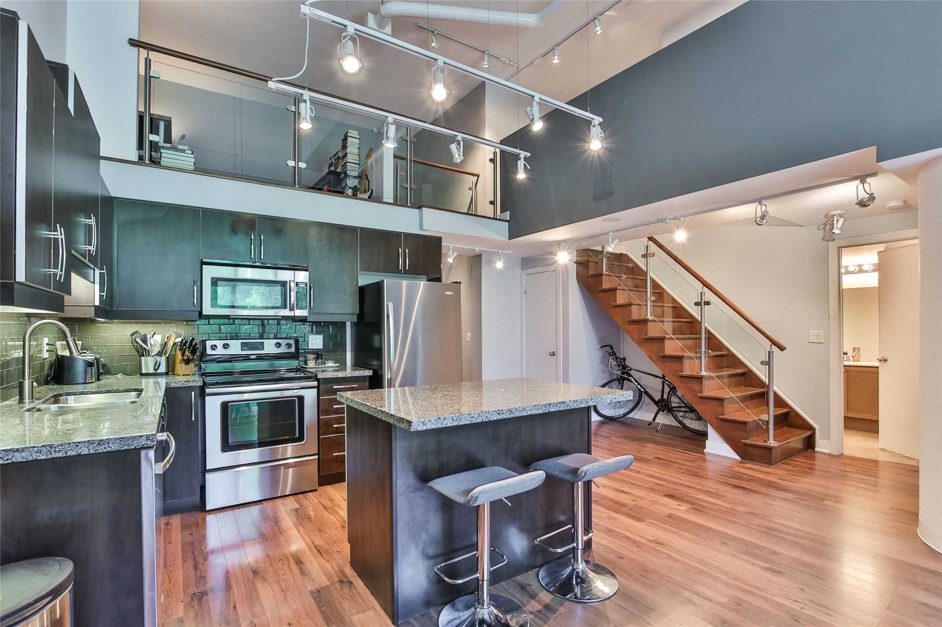 2 Fieldway Rd, #107