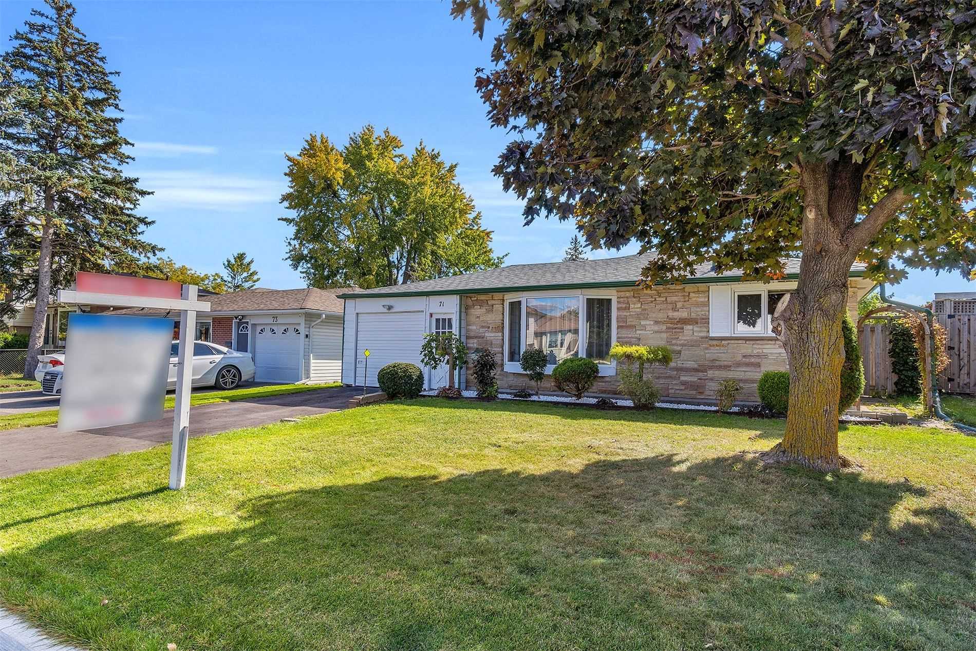 71 Watson Cres