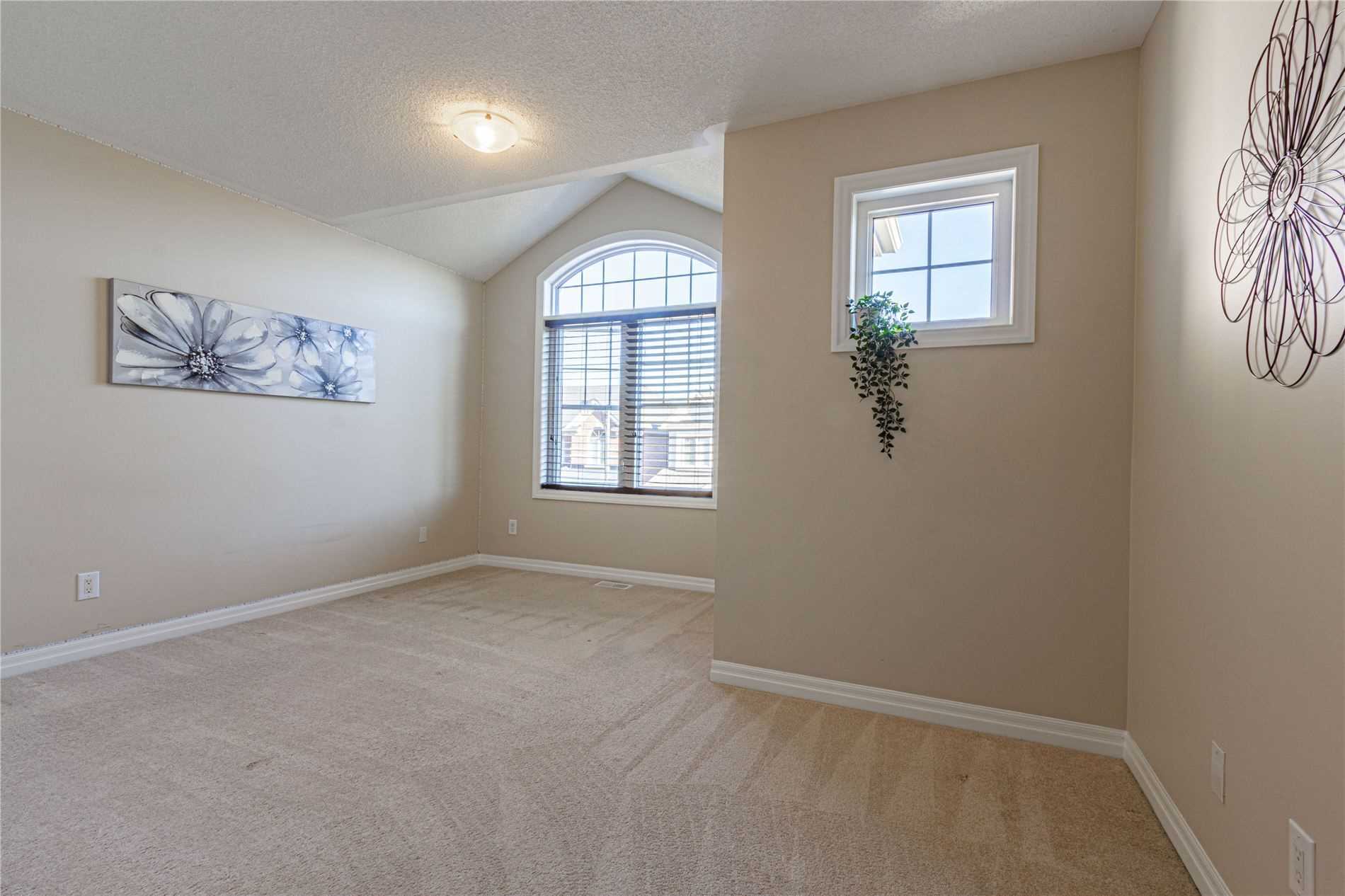 Listing W5792729 - Large Photo # 35