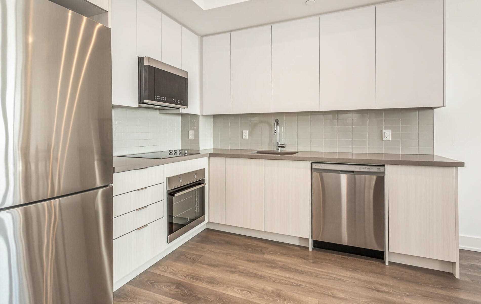 297 Oak Walk Dr, #1502