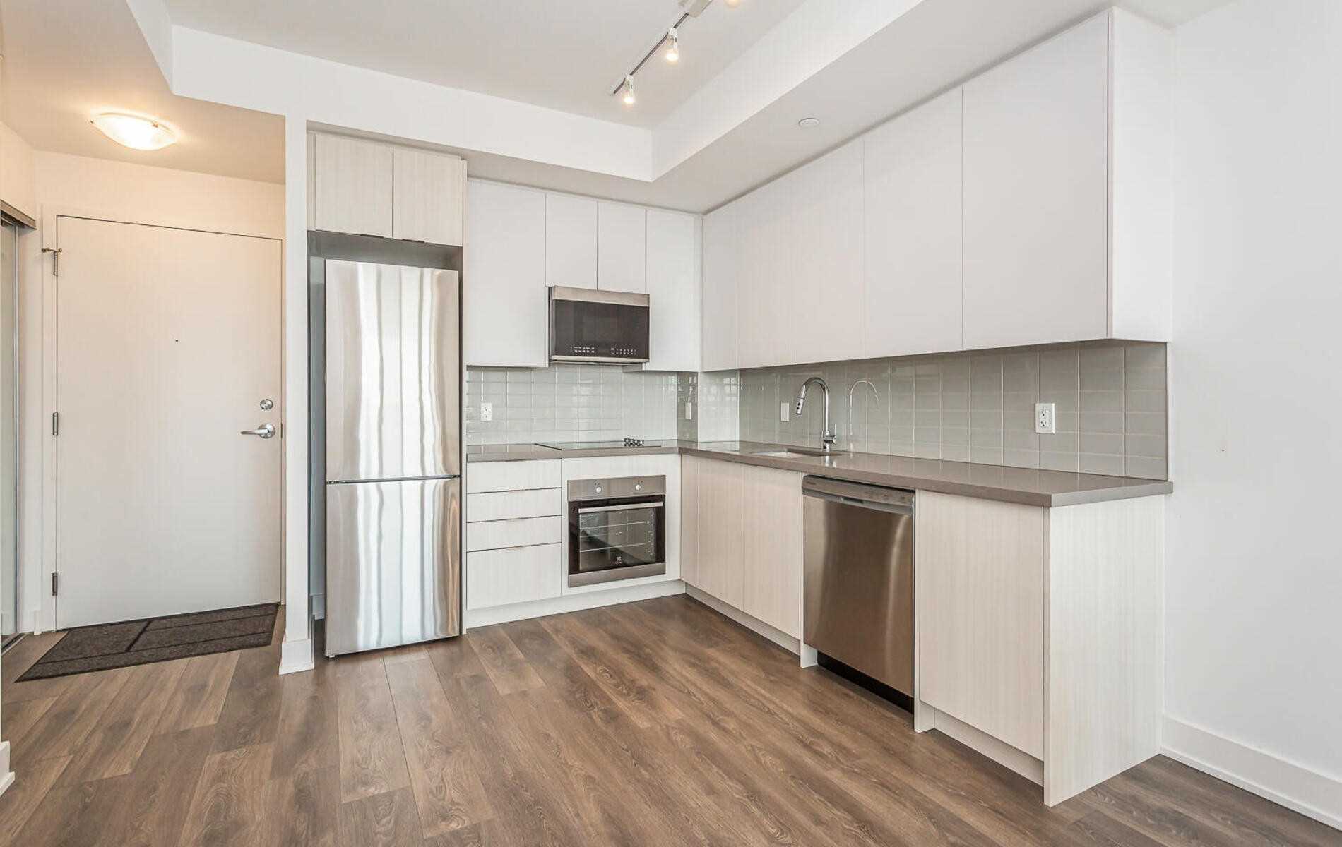 297 Oak Walk Dr, #1502