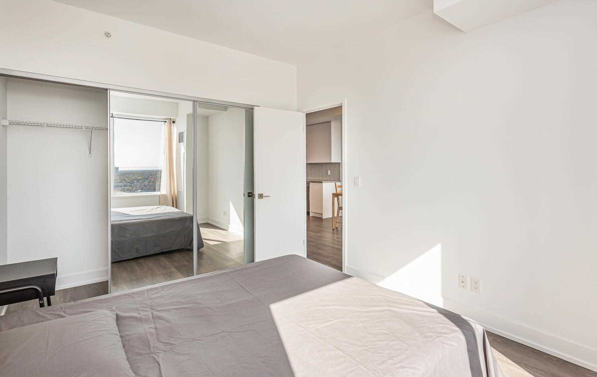 297 Oak Walk Dr, #1502