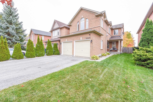 3826 Forest Bluff Cres, Mississauga