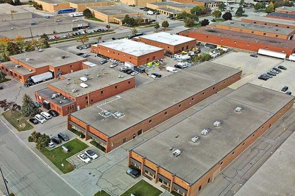 939 Kamato Rd, Mississauga