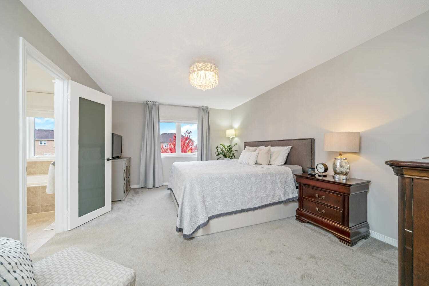 Listing W5794796 - Large Photo # 23
