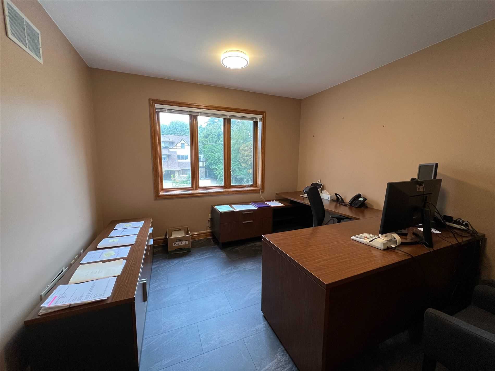 Listing W5794857 - Large Photo # 8