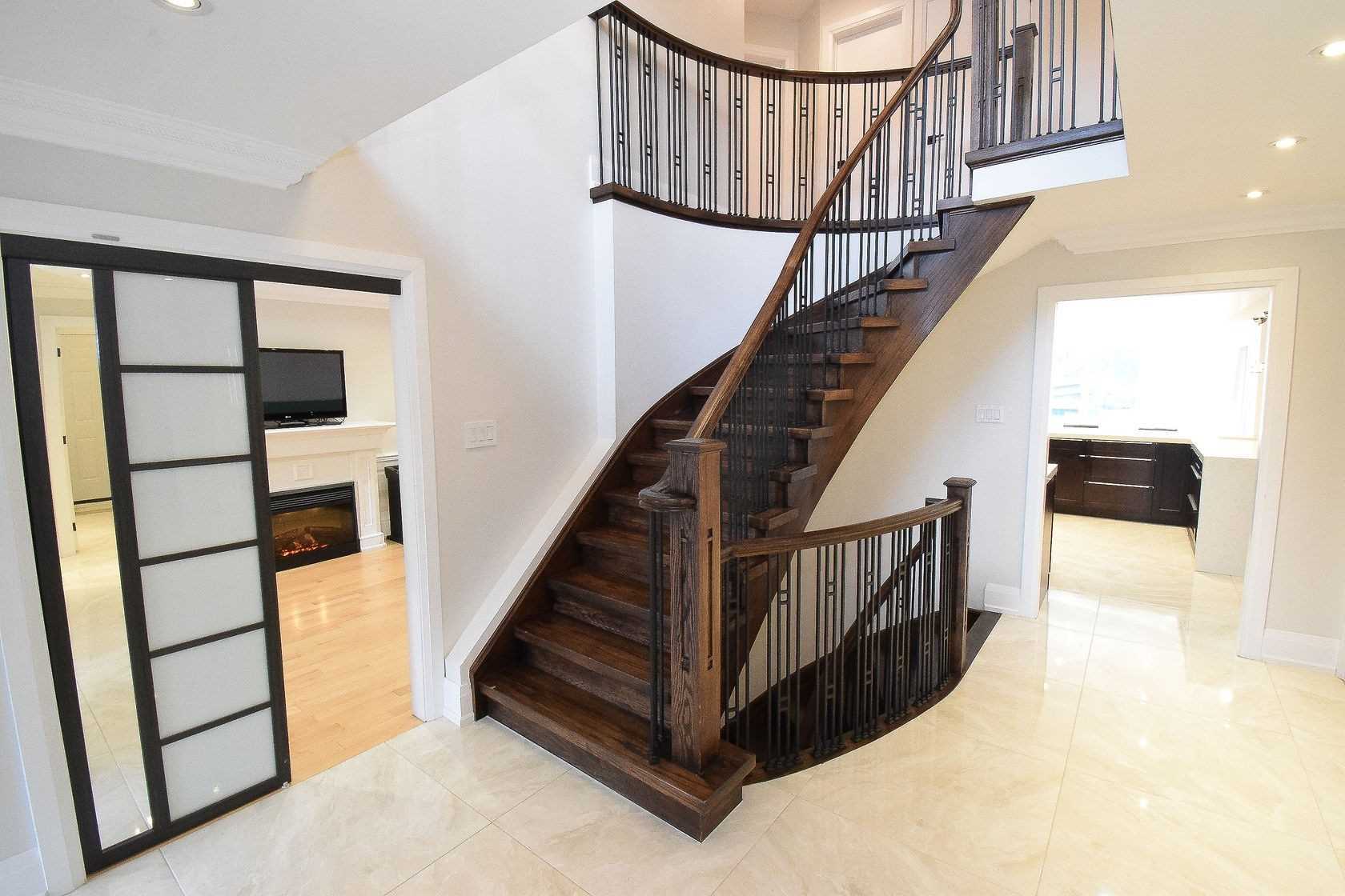 1414 Cawthra Rd