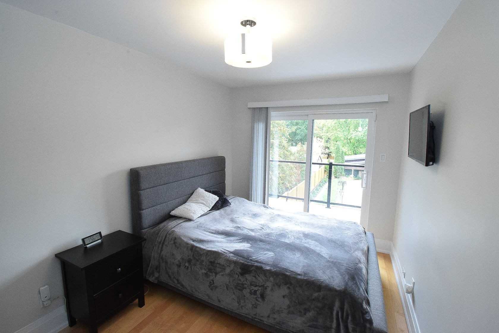 1414 Cawthra Rd