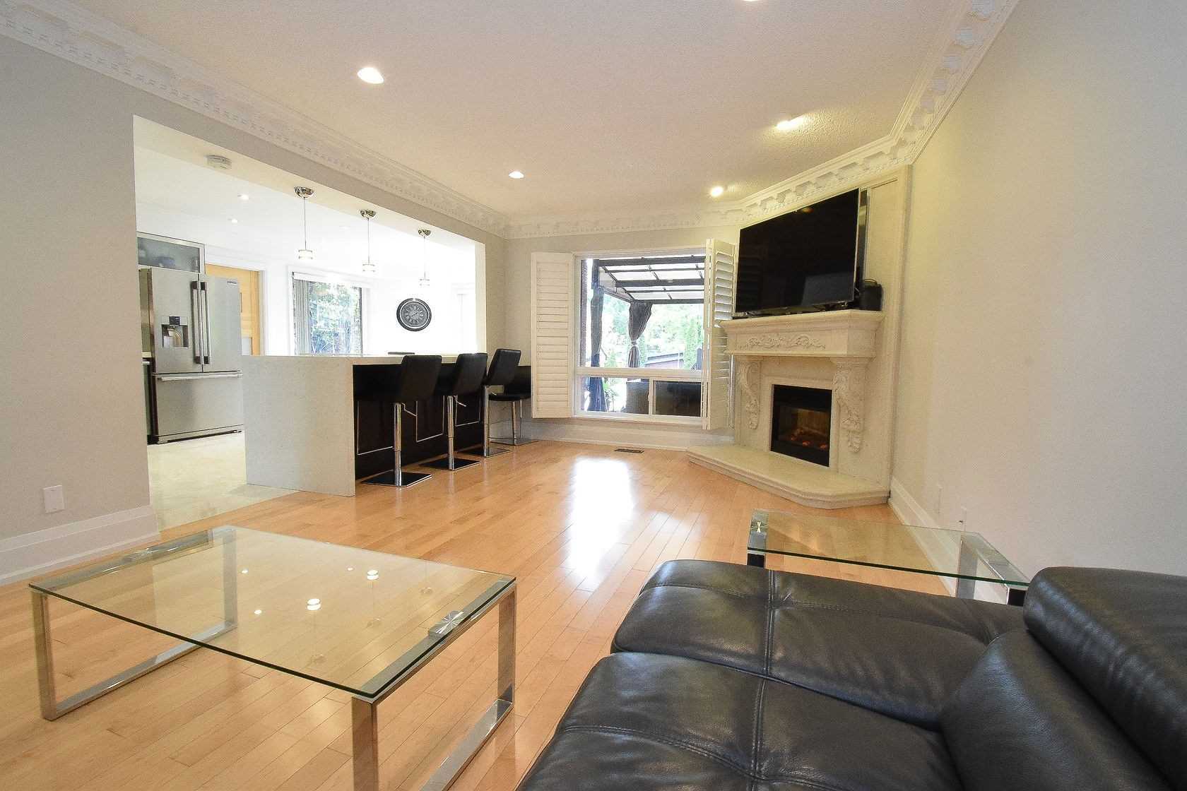 1414 Cawthra Rd