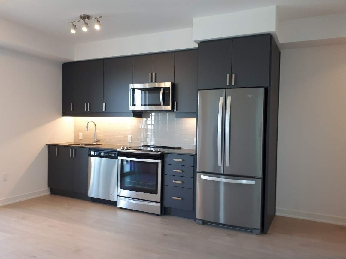 8 Nahani Way, #3406