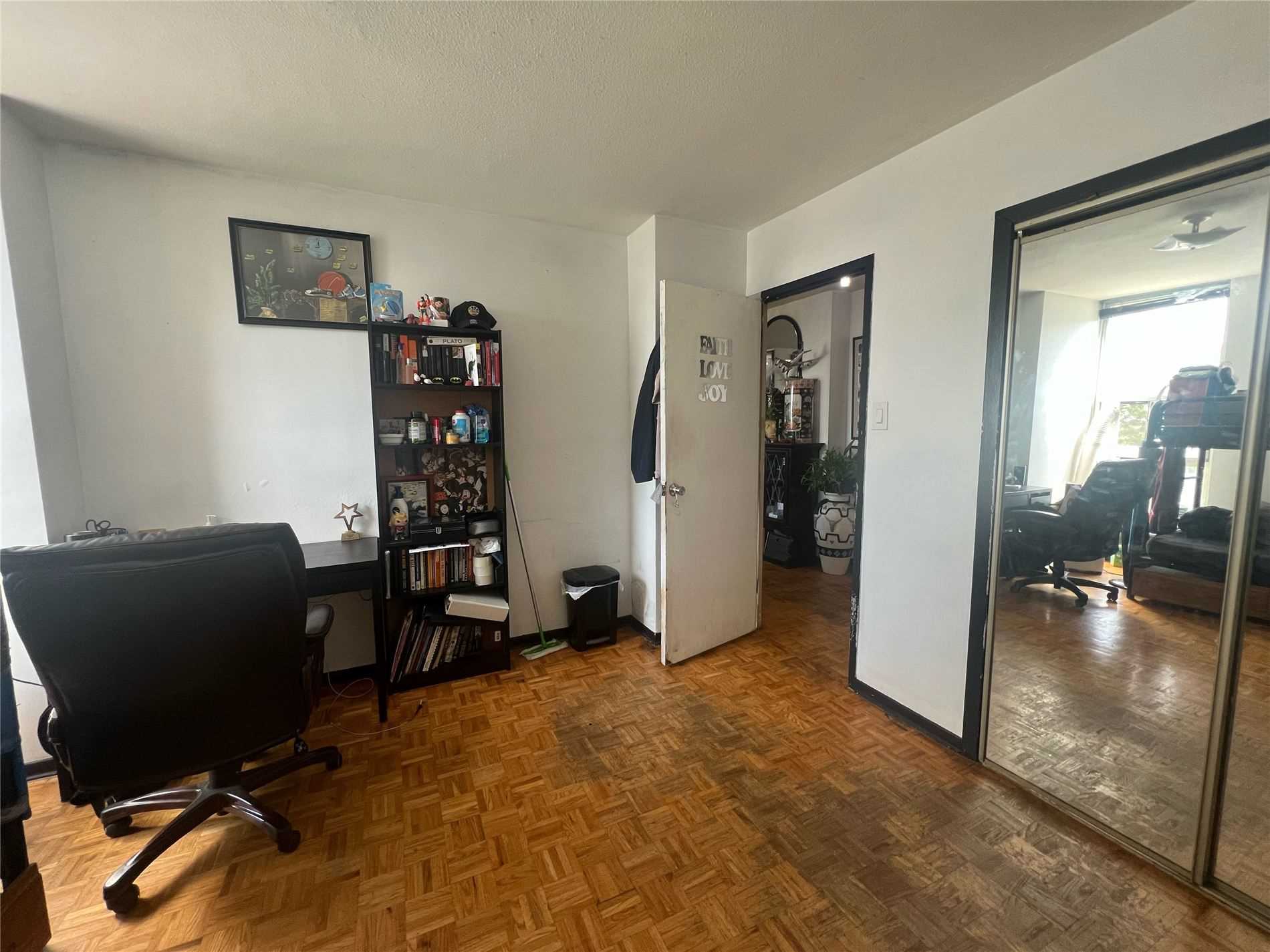 Listing W5797958 - Large Photo # 11