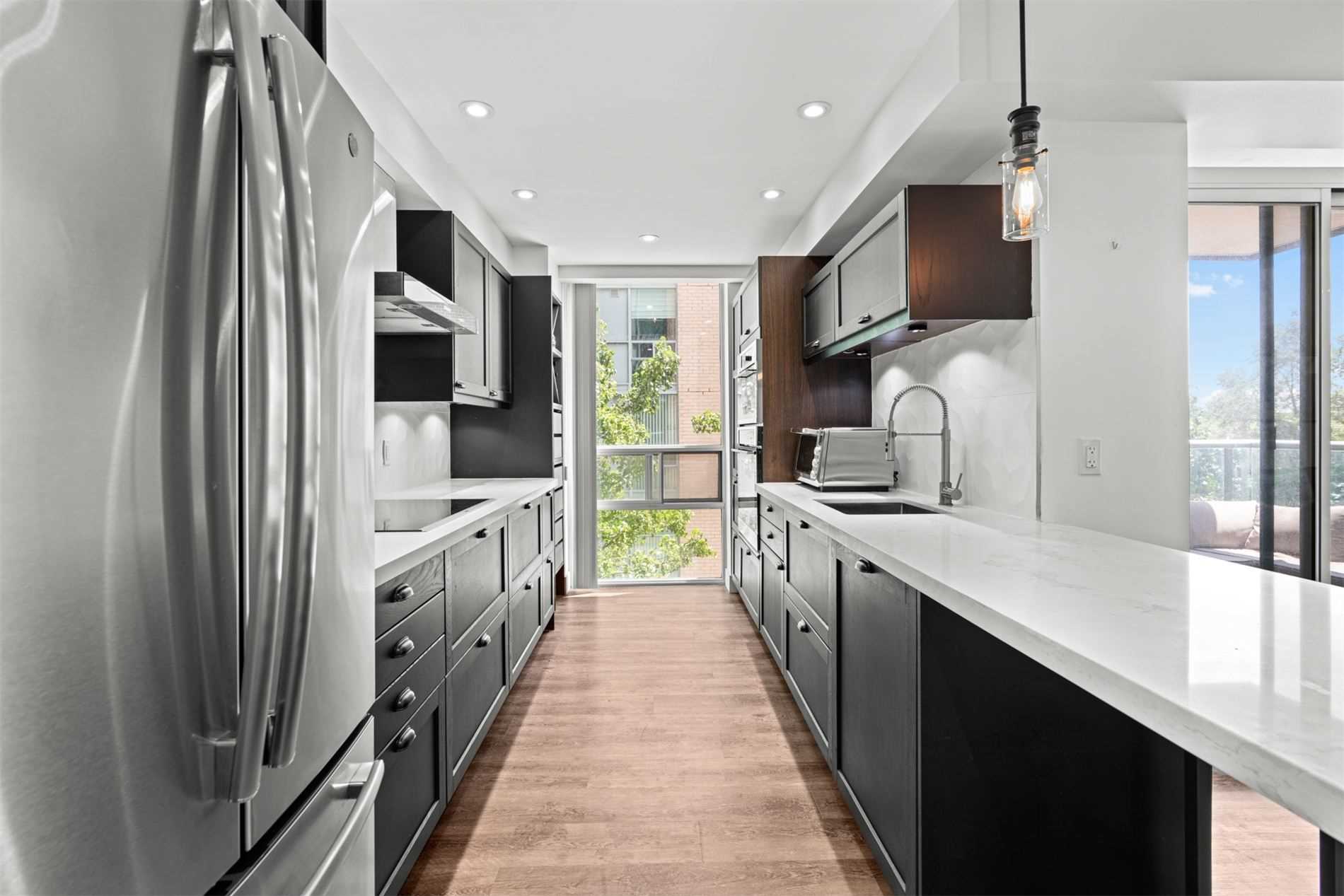 11 Michael Power Pl, #203