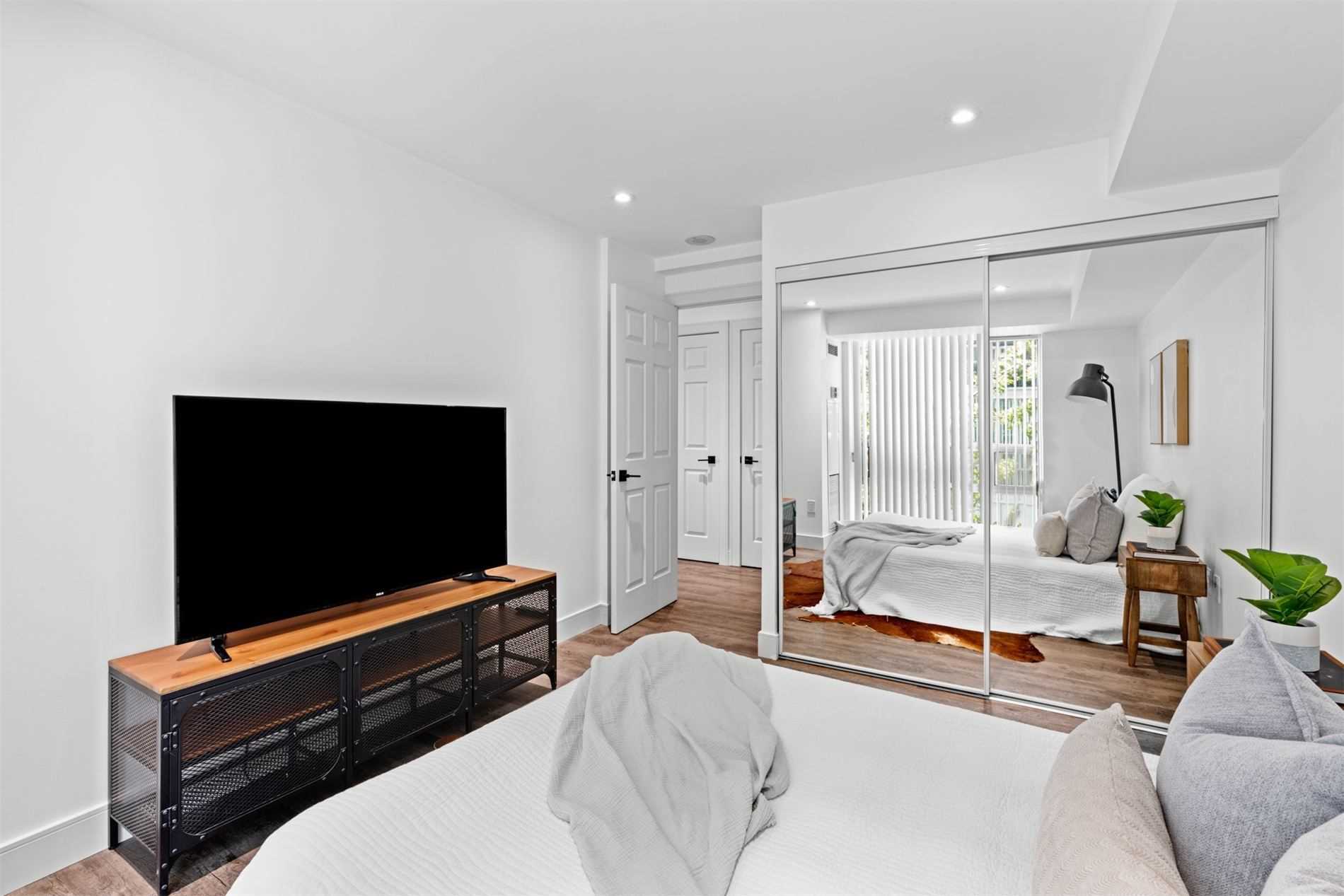 11 Michael Power Pl, #203