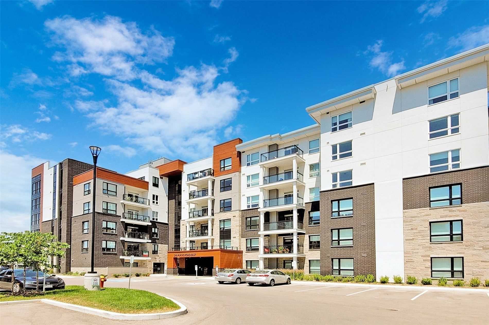 340 Plains Road E, #Ph 604