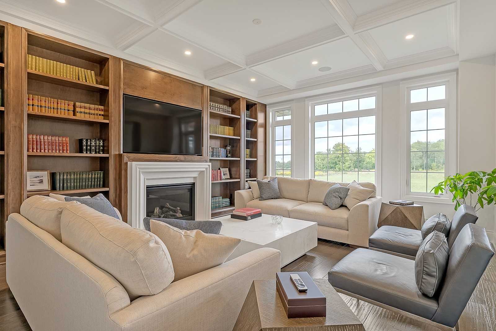 276 Amos Drive