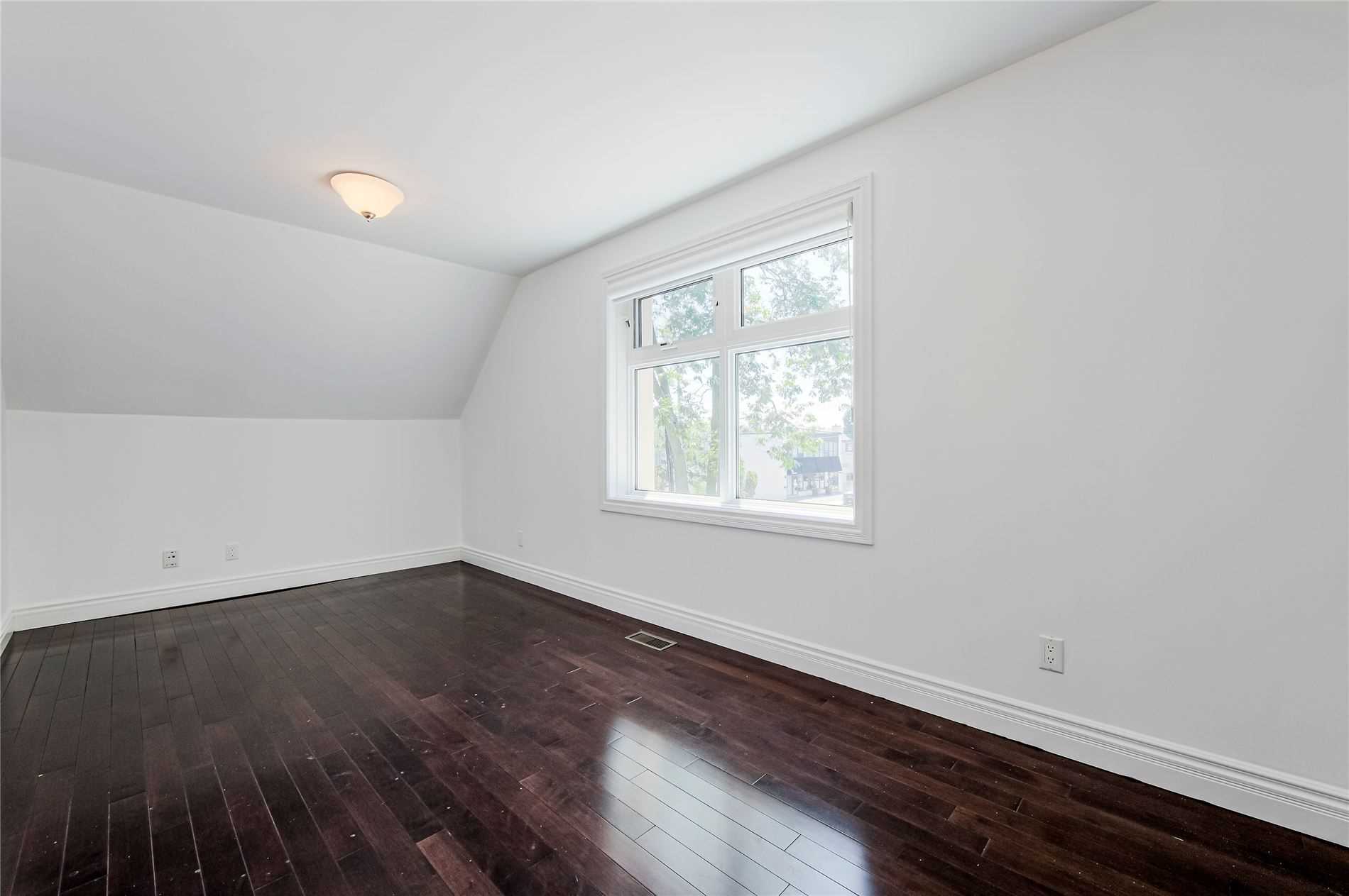 Listing W5800586 - Large Photo # 26