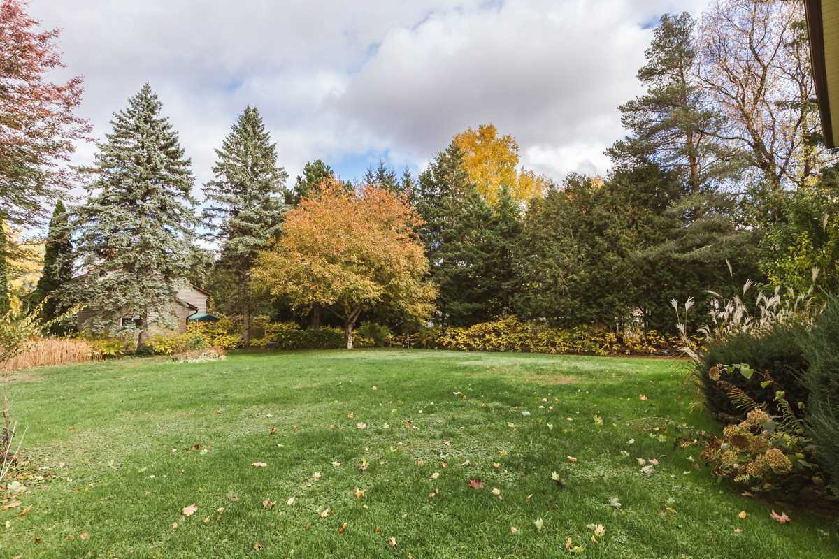 13 Ivan Ave