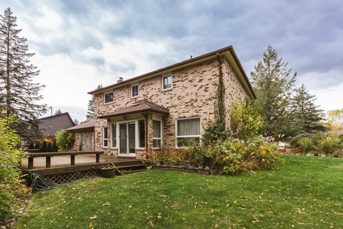 13 Ivan Ave
