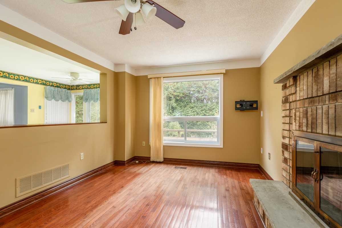 13 Ivan Ave