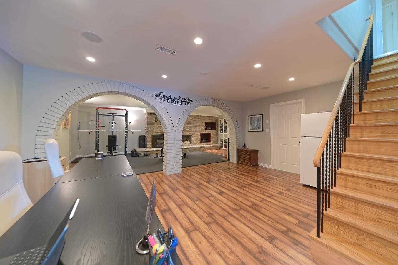 16 Cedar Dr