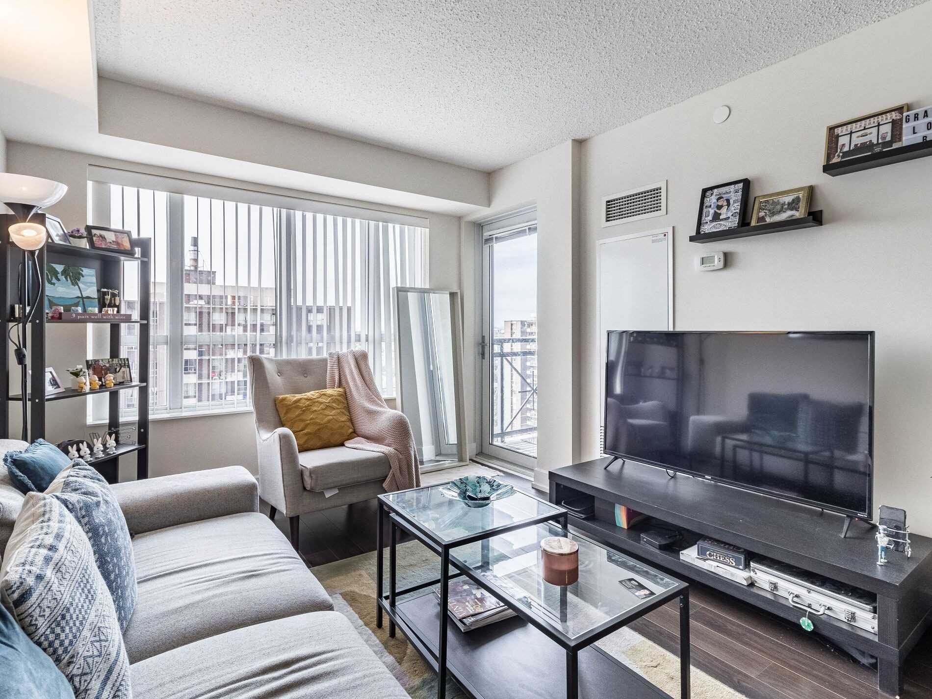 Listing W5803480 - Large Photo # 6