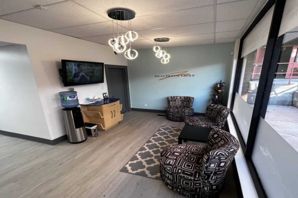 301 Lakeshore Rd E, Oakville