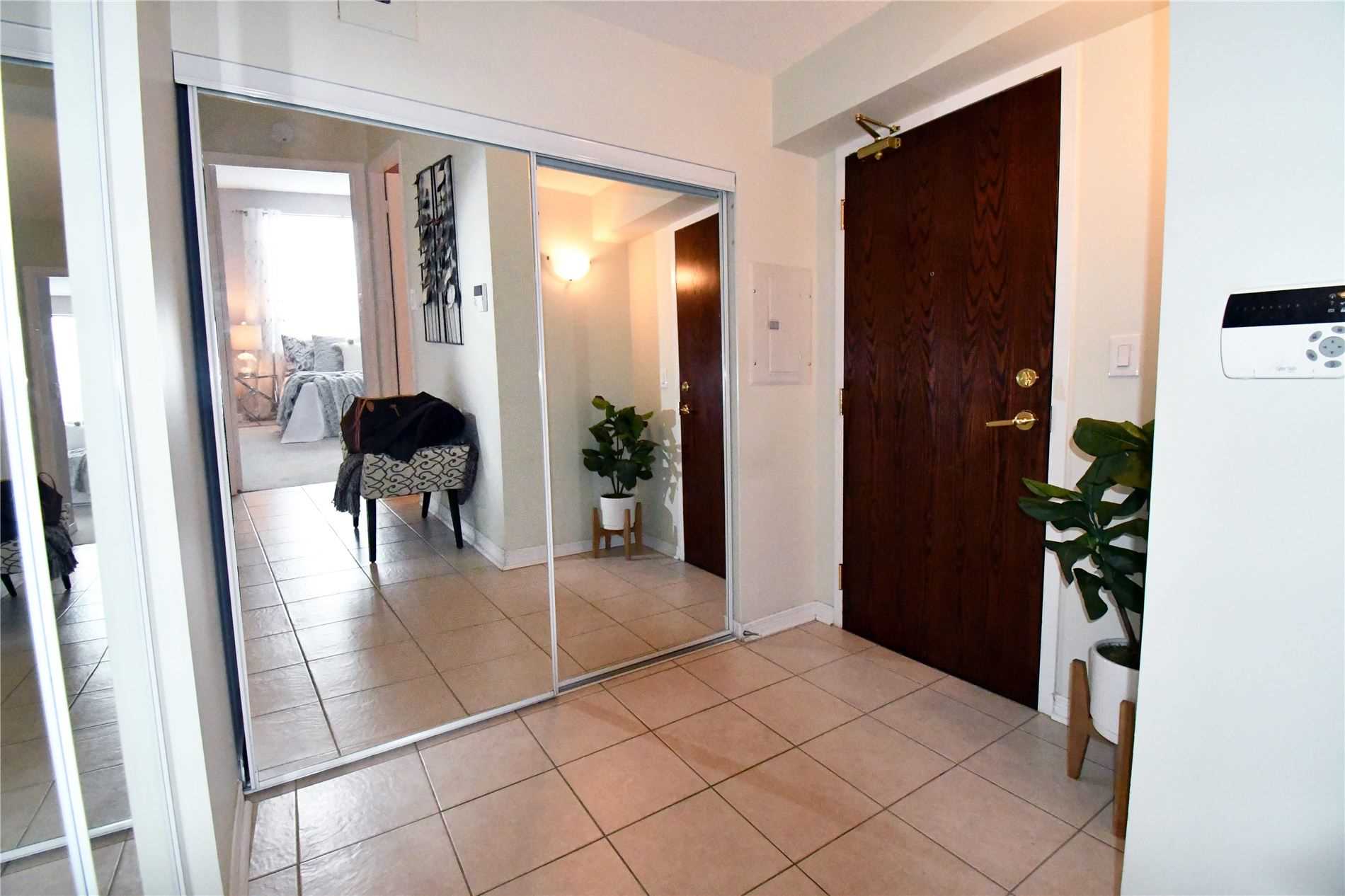 Listing W5804394 - Large Photo # 4