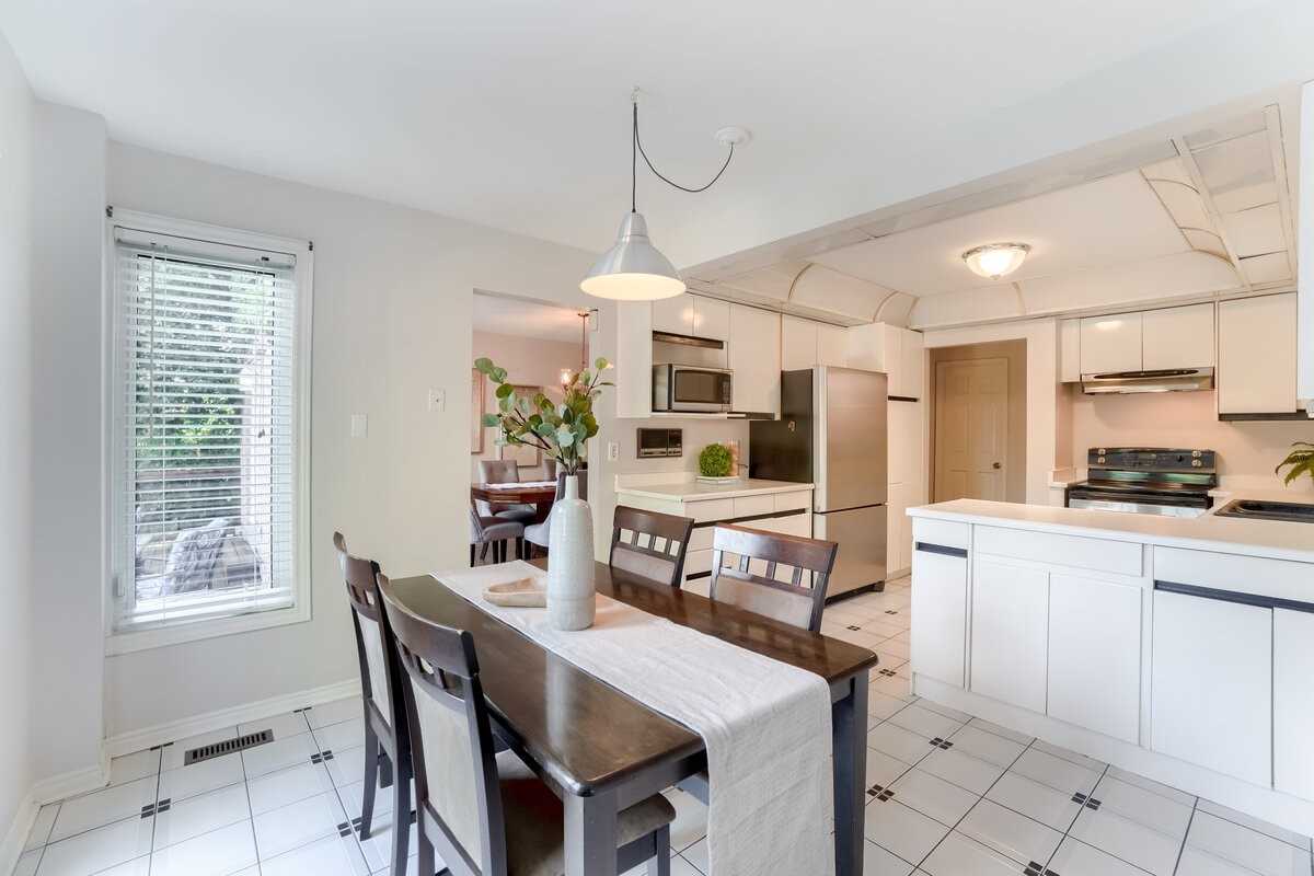 32 Plover Place