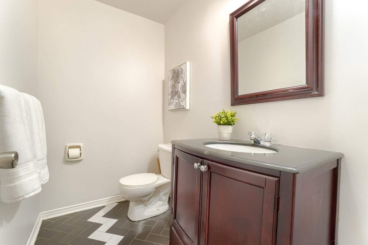 32 Plover Place