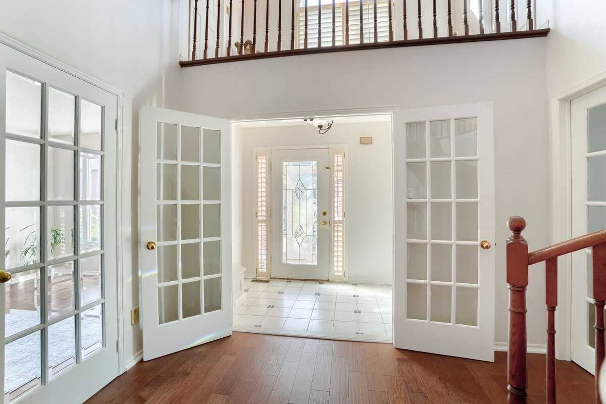 32 Plover Place