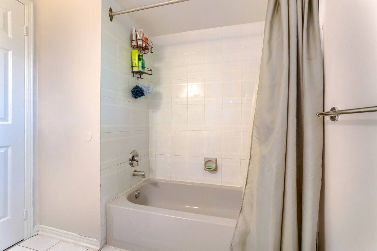 32 Plover Place
