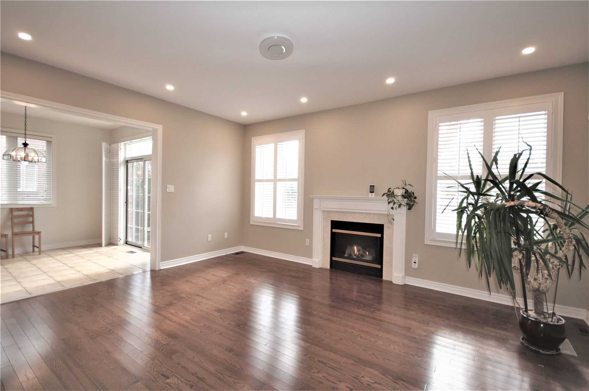 2064 Grand Oak Tr