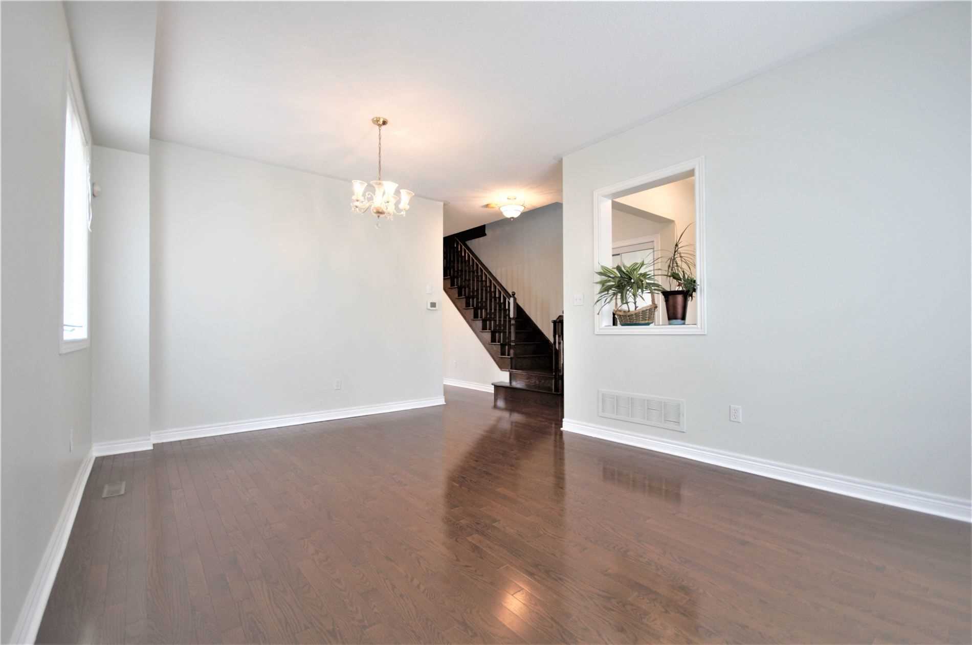 2064 Grand Oak Tr